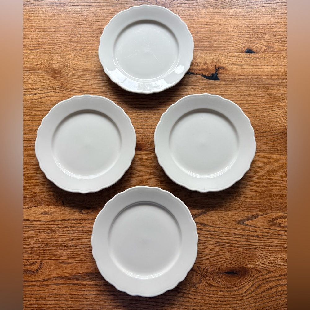 Homer Laughlin Best Restaurant ware set of 4 white scalloped plates ~9 inches